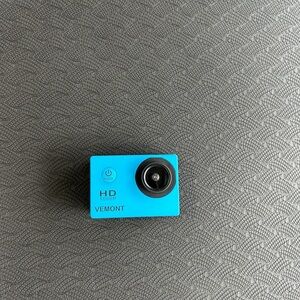 Vemont HD 1080P Blue Action Camera